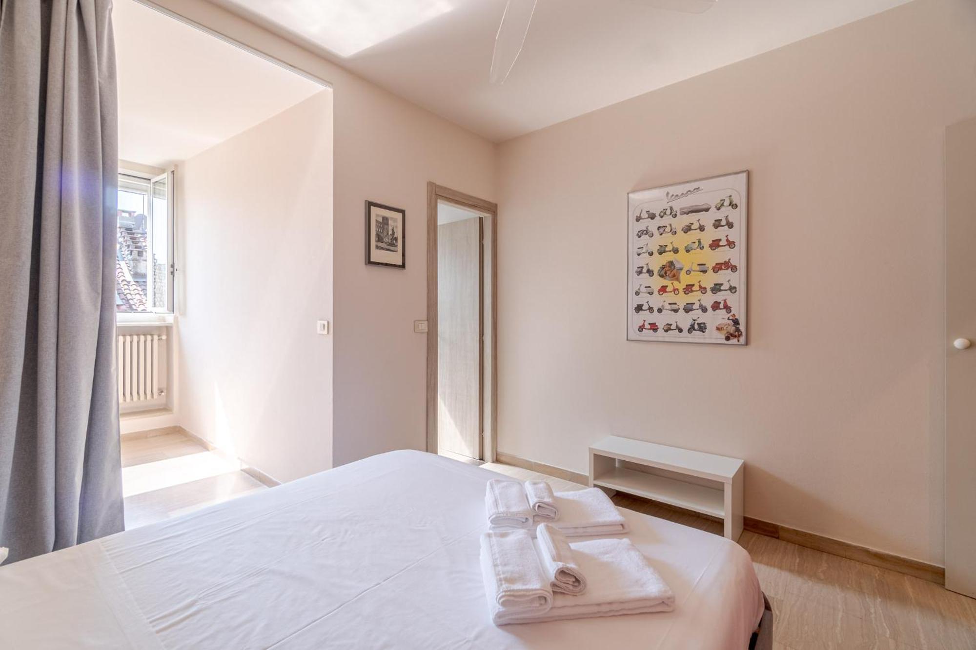토리노 Casa Valeggio Attic Apt Few Steps From Porta Nuova 아파트 외부 사진
