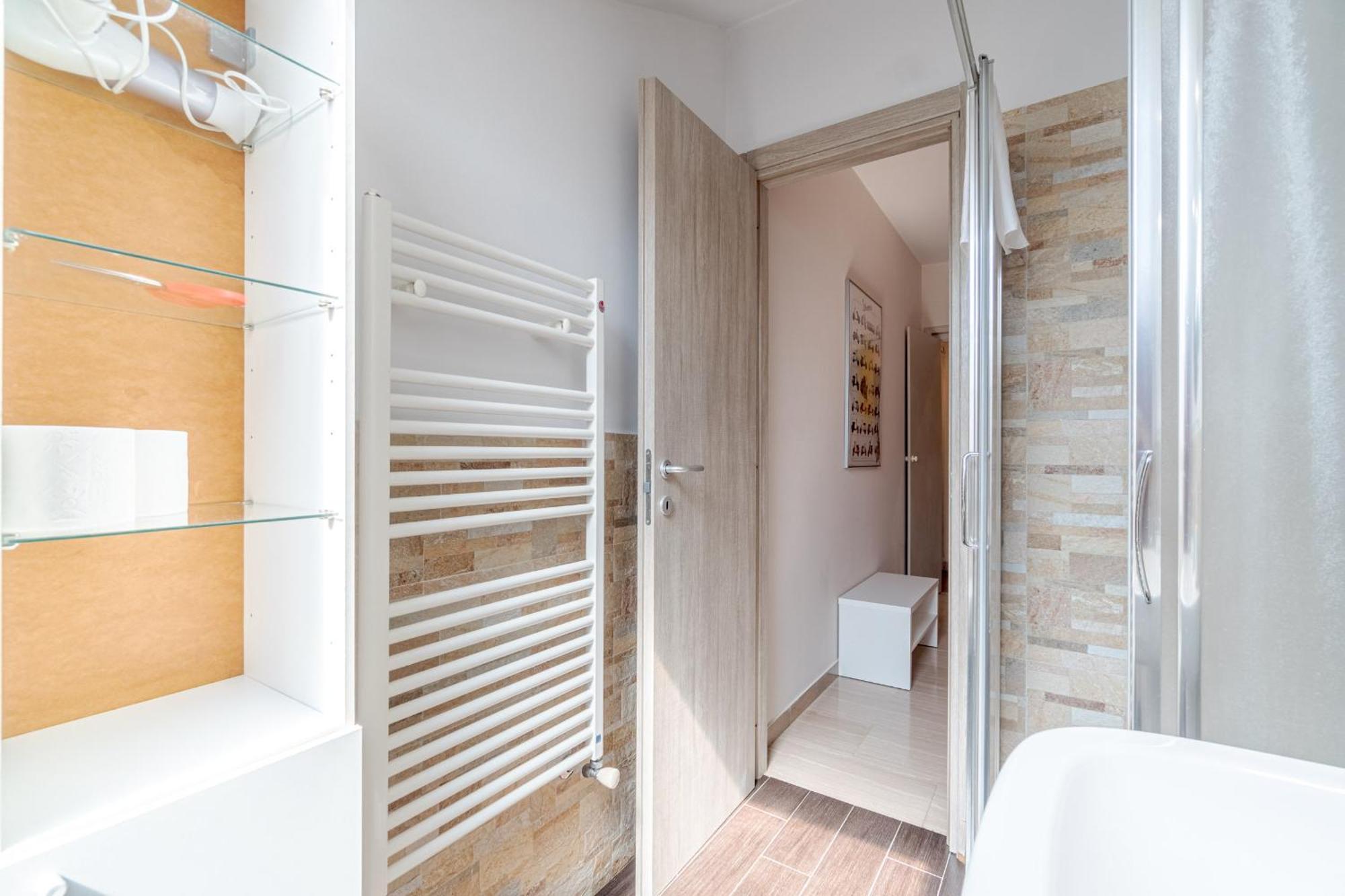 토리노 Casa Valeggio Attic Apt Few Steps From Porta Nuova 아파트 외부 사진