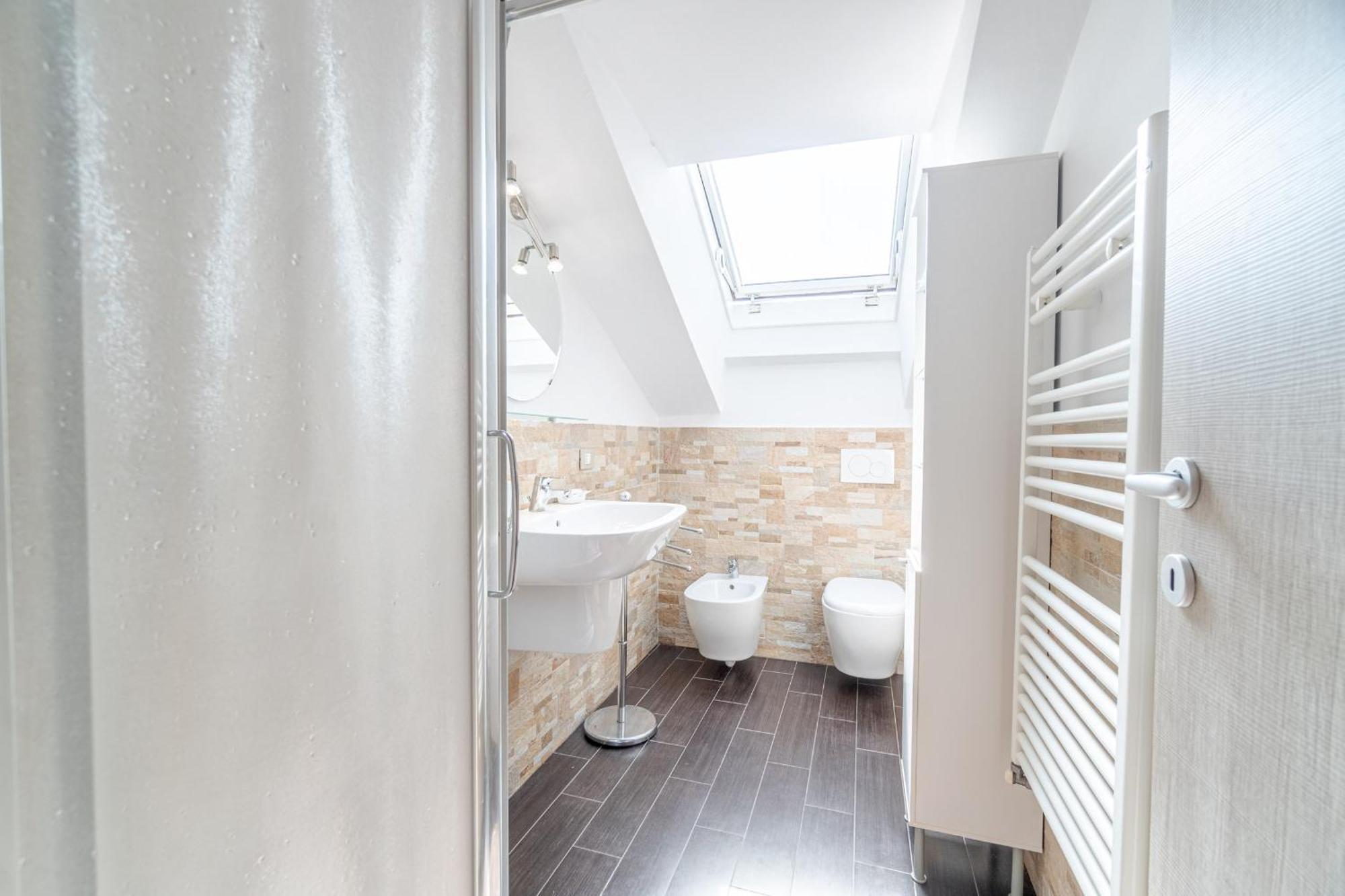 토리노 Casa Valeggio Attic Apt Few Steps From Porta Nuova 아파트 외부 사진