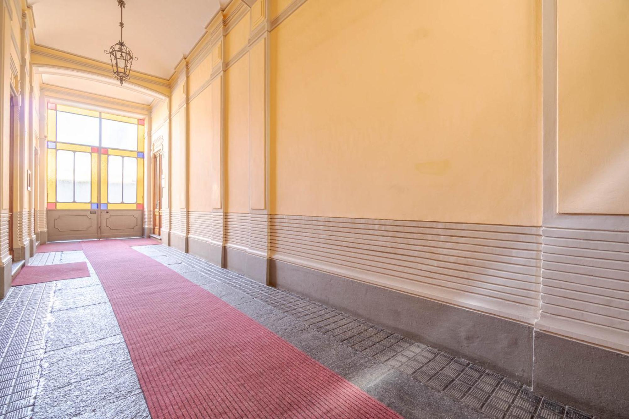 토리노 Casa Valeggio Attic Apt Few Steps From Porta Nuova 아파트 외부 사진